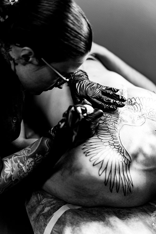 tattoo-salon-process